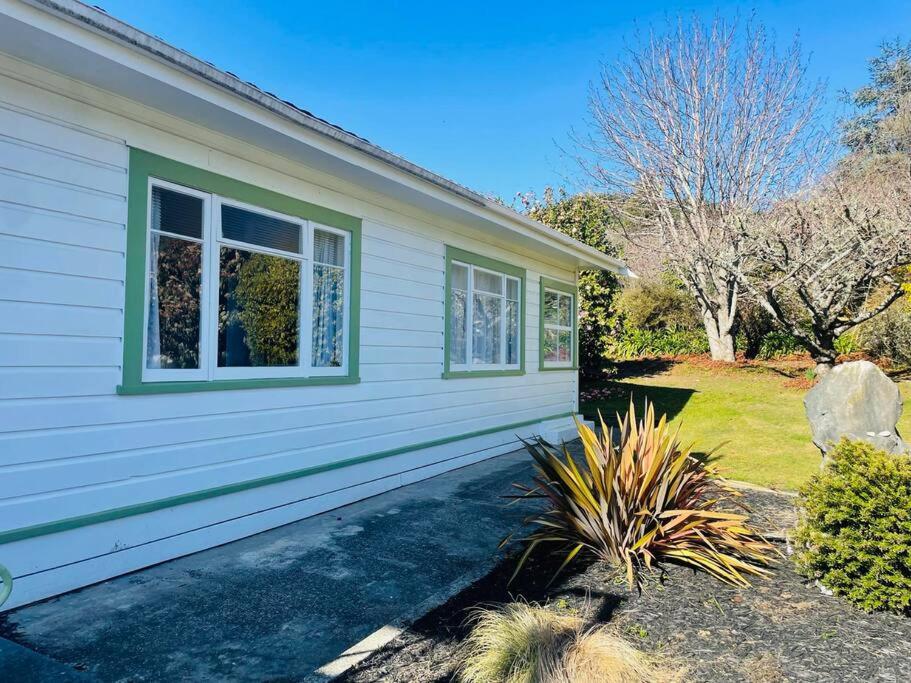 Spacious Home Near Kaiteriteri with Parking, Games and Sports Equipment