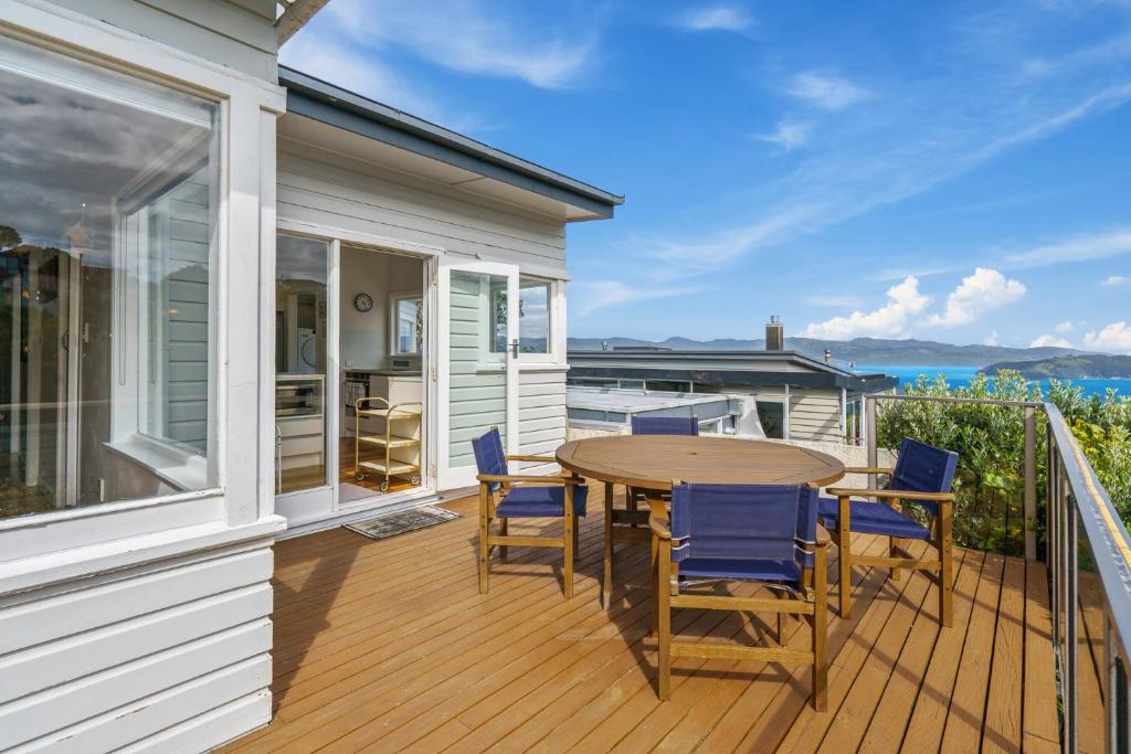 Lohia Lustre - Wellington Holiday Home