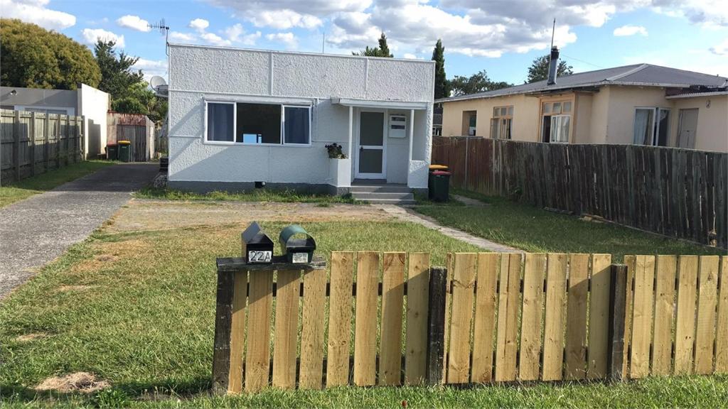 4 Doulbe Beds including 1 Sofa Bed House, 22A Pererika St, Rotorua