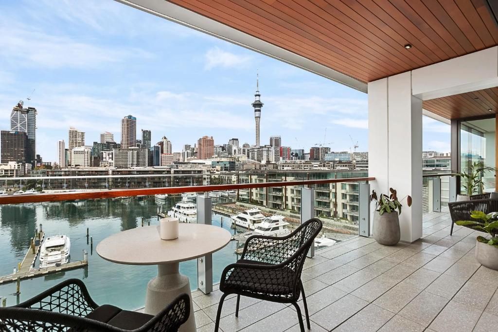 Harbour front Living at Wynyard Marina
