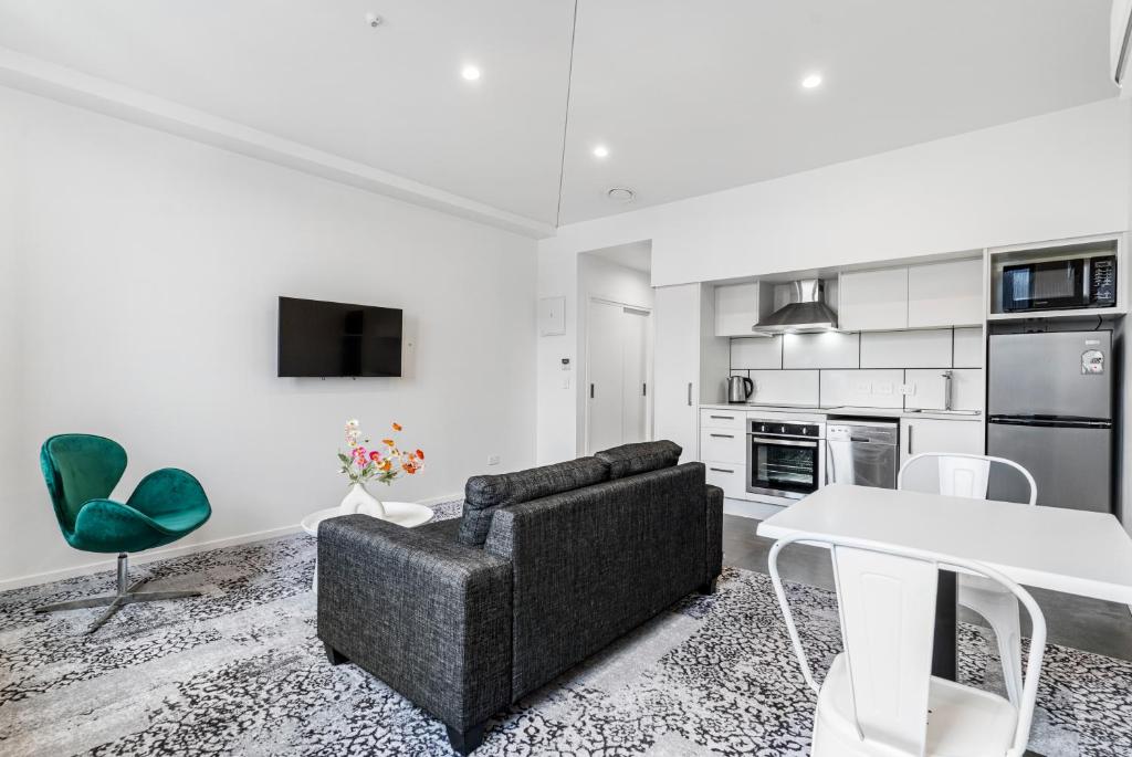 Layard Apartments 533 - West Auckland Apartment