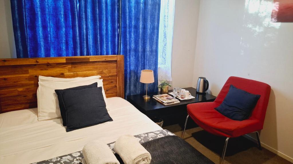 Cheerful Comfy Stay near Henderson